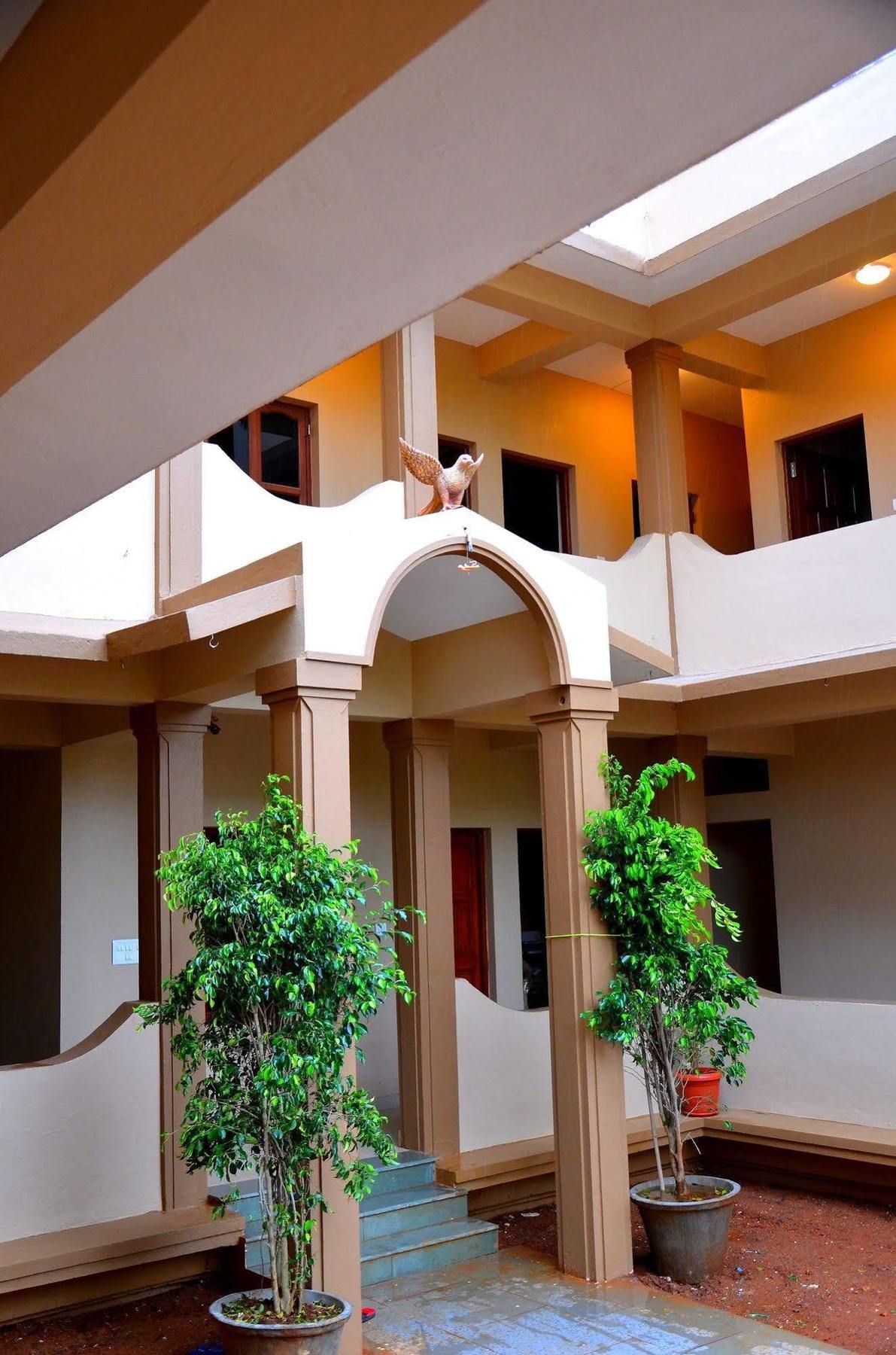 Garima Of Mandrem Hotel Ngoại thất bức ảnh
